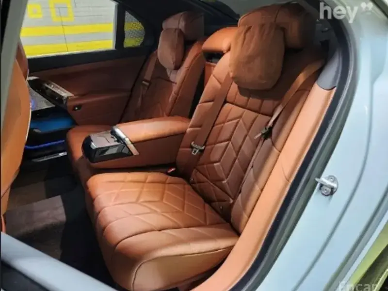 2024 BMW 7 серии с пробегом 22 000 км