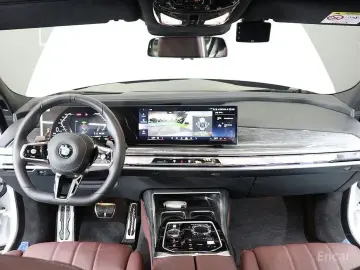 2024 BMW 7 серии с пробегом 21 589 км