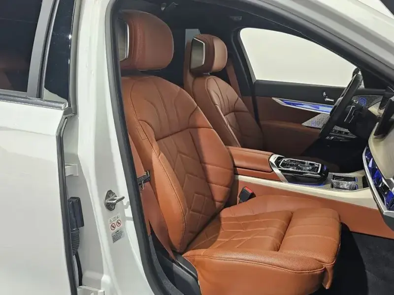 2023 BMW 7 серии с пробегом 16 601 км