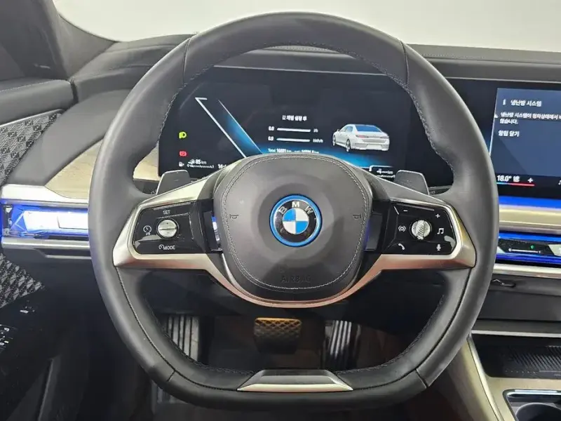 2023 BMW 7 серии с пробегом 16 601 км