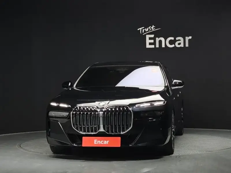 2025 BMW 7 серии с пробегом 4 501 км