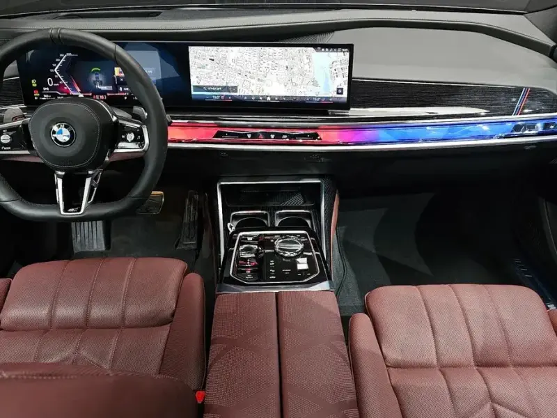 2025 BMW 7 серии с пробегом 4 501 км