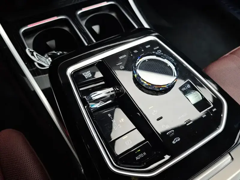 2025 BMW 7 серии с пробегом 4 501 км