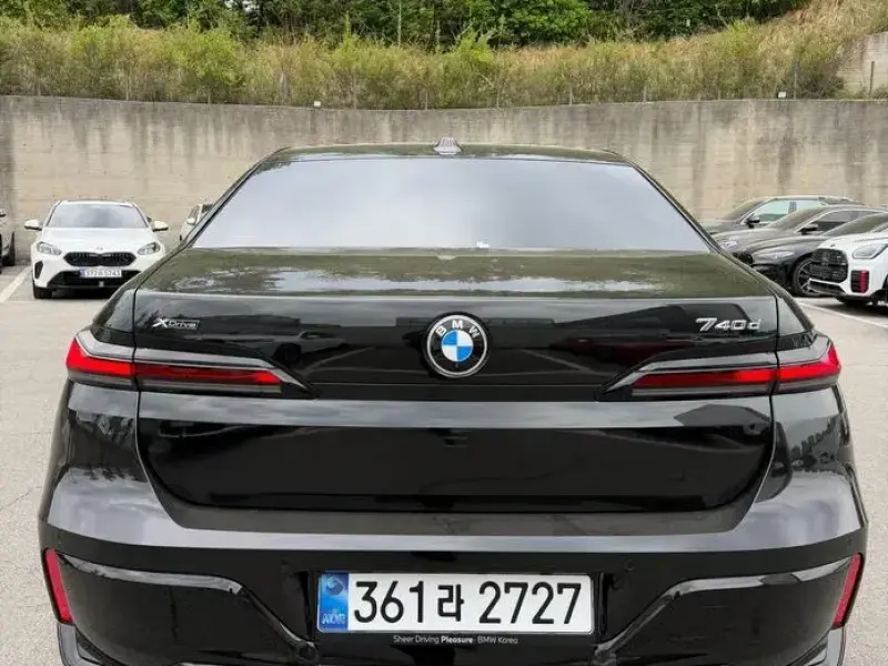 2025 BMW 7 серии с пробегом 5 900 км