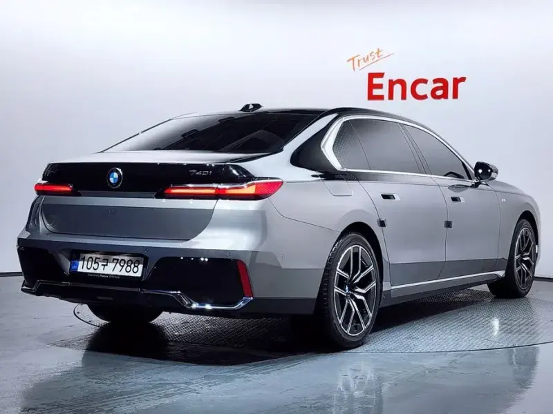 2024 BMW 7 серии с пробегом 29 427 км