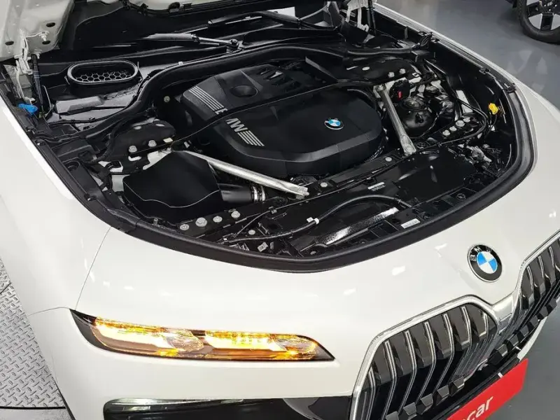 2025 BMW 7 серии с пробегом 21 272 км