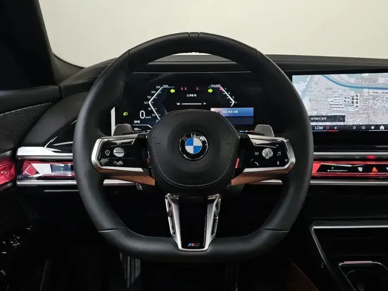 2025 BMW 7 серии с пробегом 21 272 км