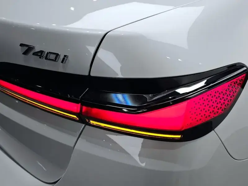 2025 BMW 7 серии с пробегом 21 272 км