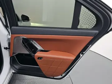 2025 BMW 7 серии с пробегом 21 272 км