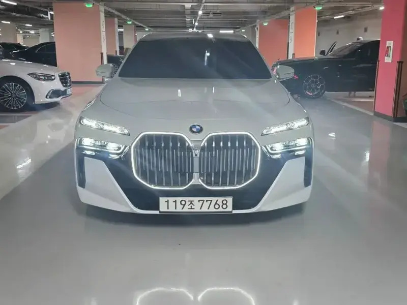 2025 BMW 7 серии с пробегом 36 000 км