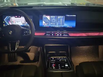 2025 BMW 7 серии с пробегом 36 000 км