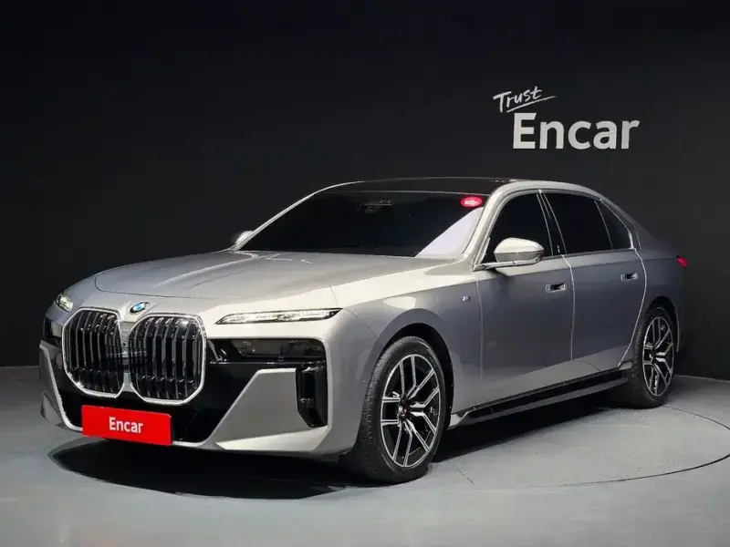 2025 BMW 7 серии с пробегом 15 741 км