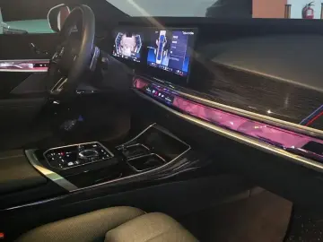2025 BMW 7 серии с пробегом 36 000 км