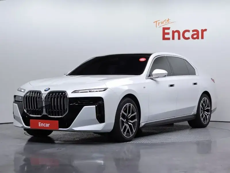 2025 BMW 7 серии с пробегом 9 567 км