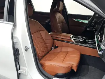 2025 BMW 7 серии с пробегом 9 567 км