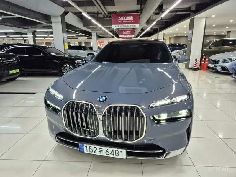 2023 BMW 7 серии с пробегом 33 535 км