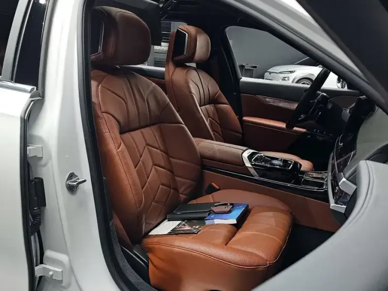 2024 BMW 7 серии с пробегом 12 930 км