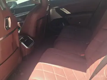 2023 BMW 7 серии с пробегом 36 400 км