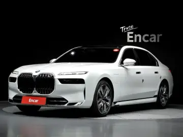 2025 BMW 7 серии с пробегом 7 831 км