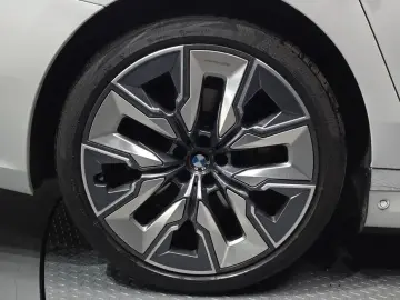 2025 BMW 7 серии с пробегом 7 831 км