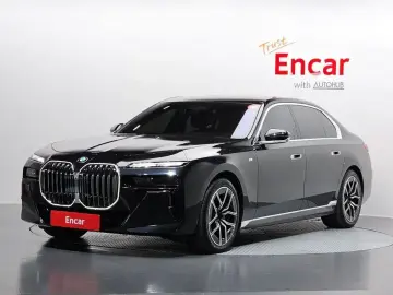 2025 BMW 7 серии с пробегом 5 582 км