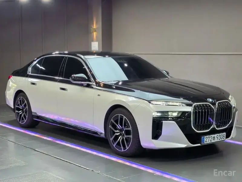 2023 BMW 7 серии с пробегом 24 580 км