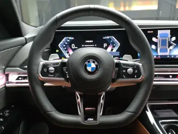 2025 BMW 7 серии с пробегом 4 969 км