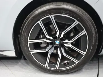 2025 BMW 7 серии с пробегом 4 969 км