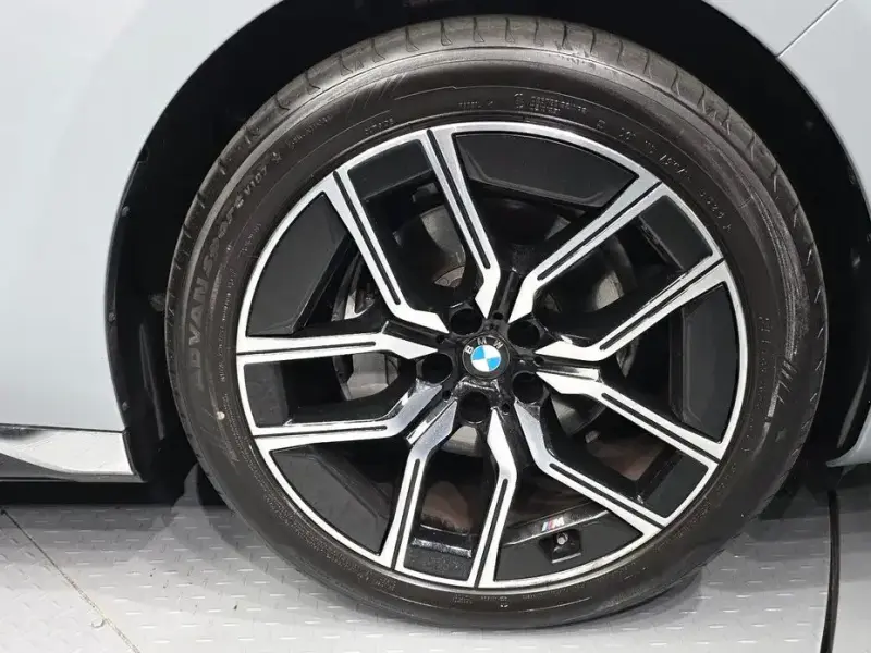 2025 BMW 7 серии с пробегом 4 969 км
