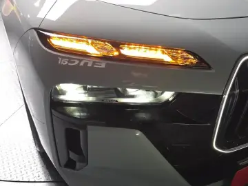 2025 BMW 7 серии с пробегом 4 969 км