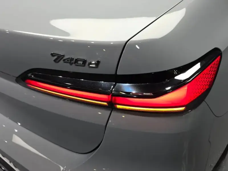 2025 BMW 7 серии с пробегом 4 969 км