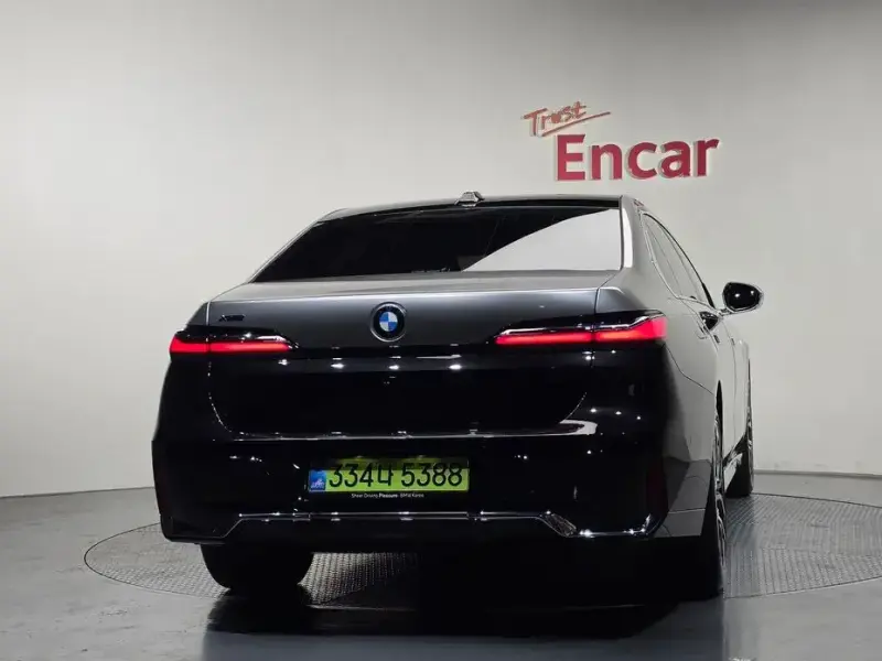 2025 BMW 7 серии с пробегом 18 437 км