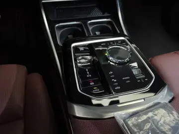 2025 BMW 7 серии с пробегом 18 437 км