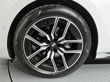 2025 BMW 7 серии с пробегом 10 134 км