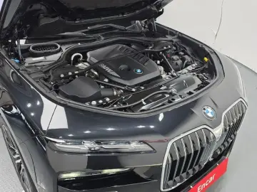 2025 BMW 7 серии с пробегом 12 584 км