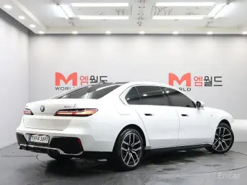 2024 BMW 7 серии с пробегом 19 539 км