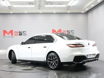 2024 BMW 7 серии с пробегом 19 539 км