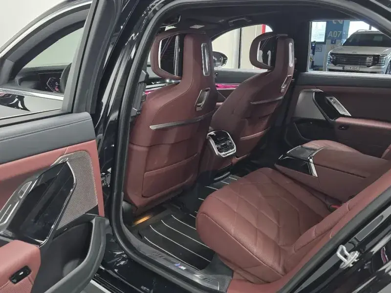 2025 BMW 7 серии с пробегом 12 584 км