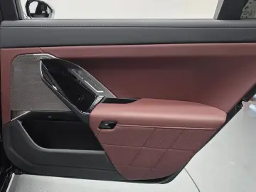 2025 BMW 7 серии с пробегом 12 584 км