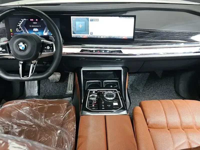 2025 BMW 7 серии с пробегом 20 255 км