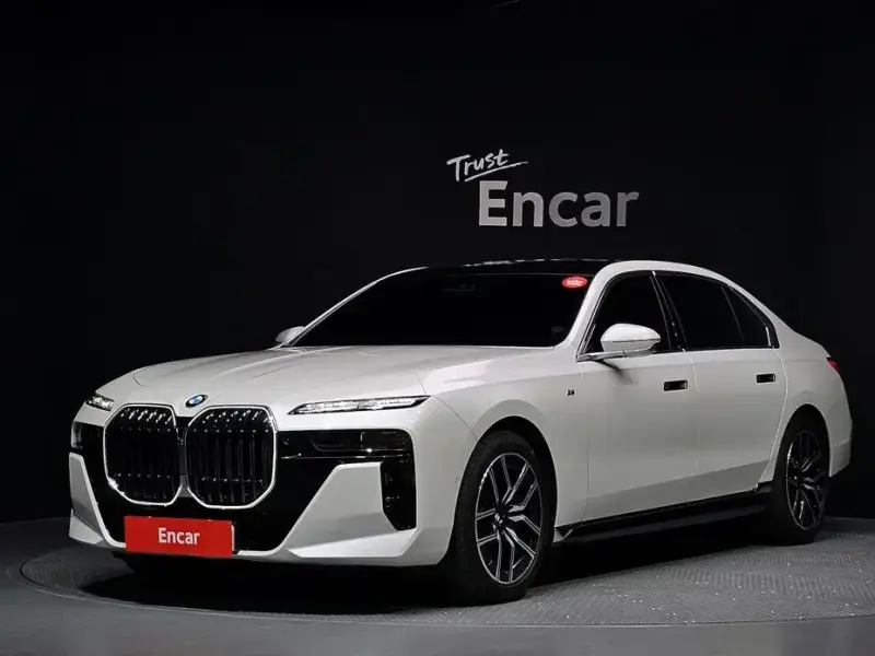 2023 BMW 7 серии с пробегом 38 486 км
