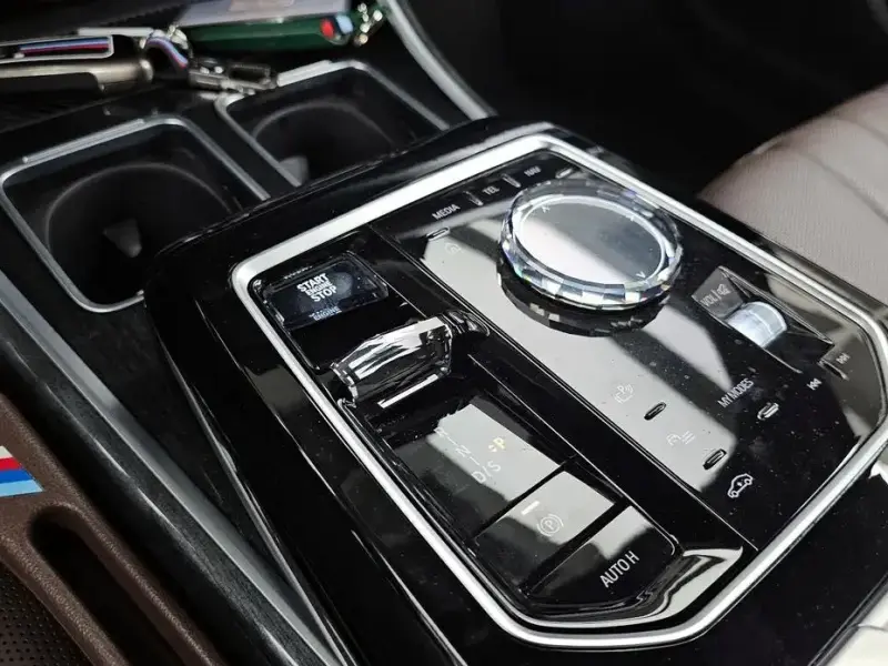 2023 BMW 7 серии с пробегом 38 486 км