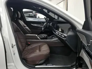2023 BMW 7 серии с пробегом 38 486 км