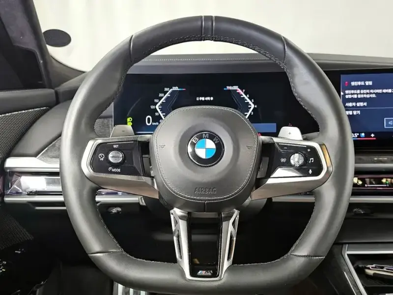 2023 BMW 7 серии с пробегом 38 486 км