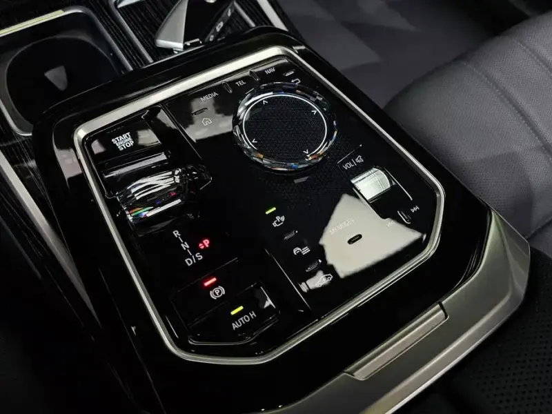 2025 BMW 7 серии с пробегом 10 229 км