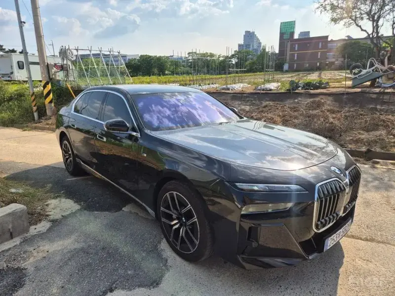 2025 BMW 7 серии с пробегом 6 742 км