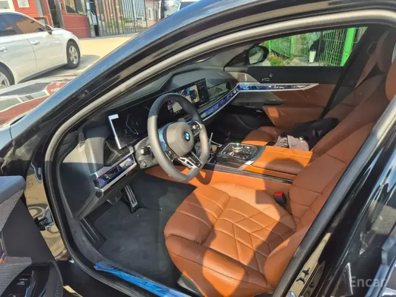2025 BMW 7 серии с пробегом 6 742 км