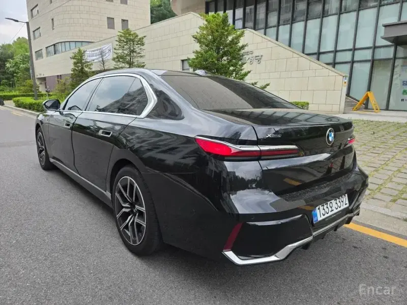 2025 BMW 7 серии с пробегом 4 623 км
