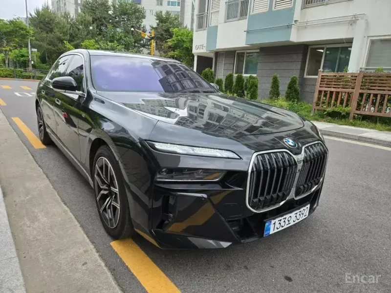2025 BMW 7 серии с пробегом 4 623 км