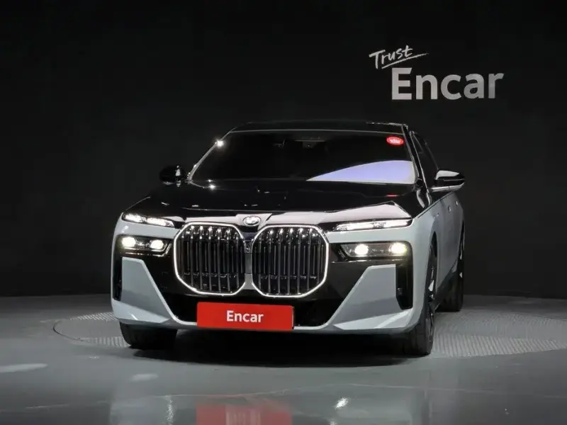 2025 BMW 7 серии с пробегом 15 744 км